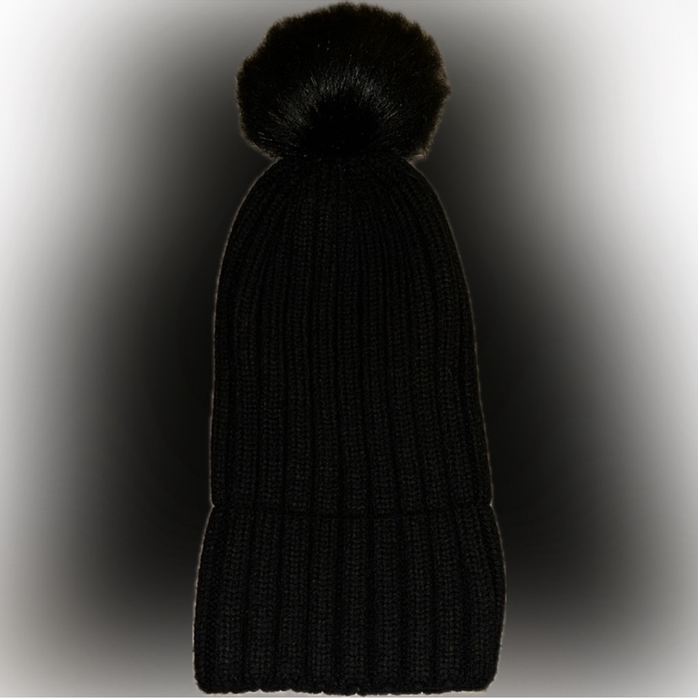 Aritzia Sunday Best Faux Fur Pom Cuffed Beanie | Black - Picture 5 of 8